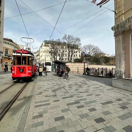 Apartment Sahin Pera 1 Stylish 2br 3ac Near Istiklal Street