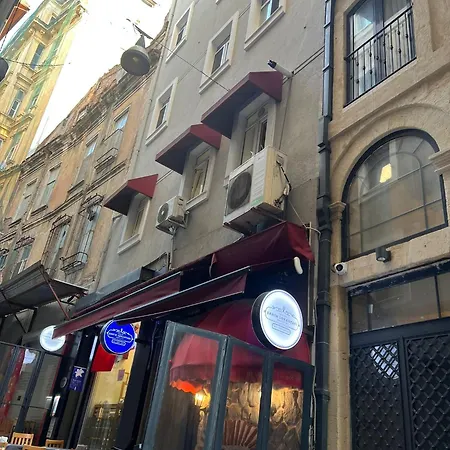 Sahin Pera 1 Stylish 2br 3ac Near Istiklal Street Apartment
